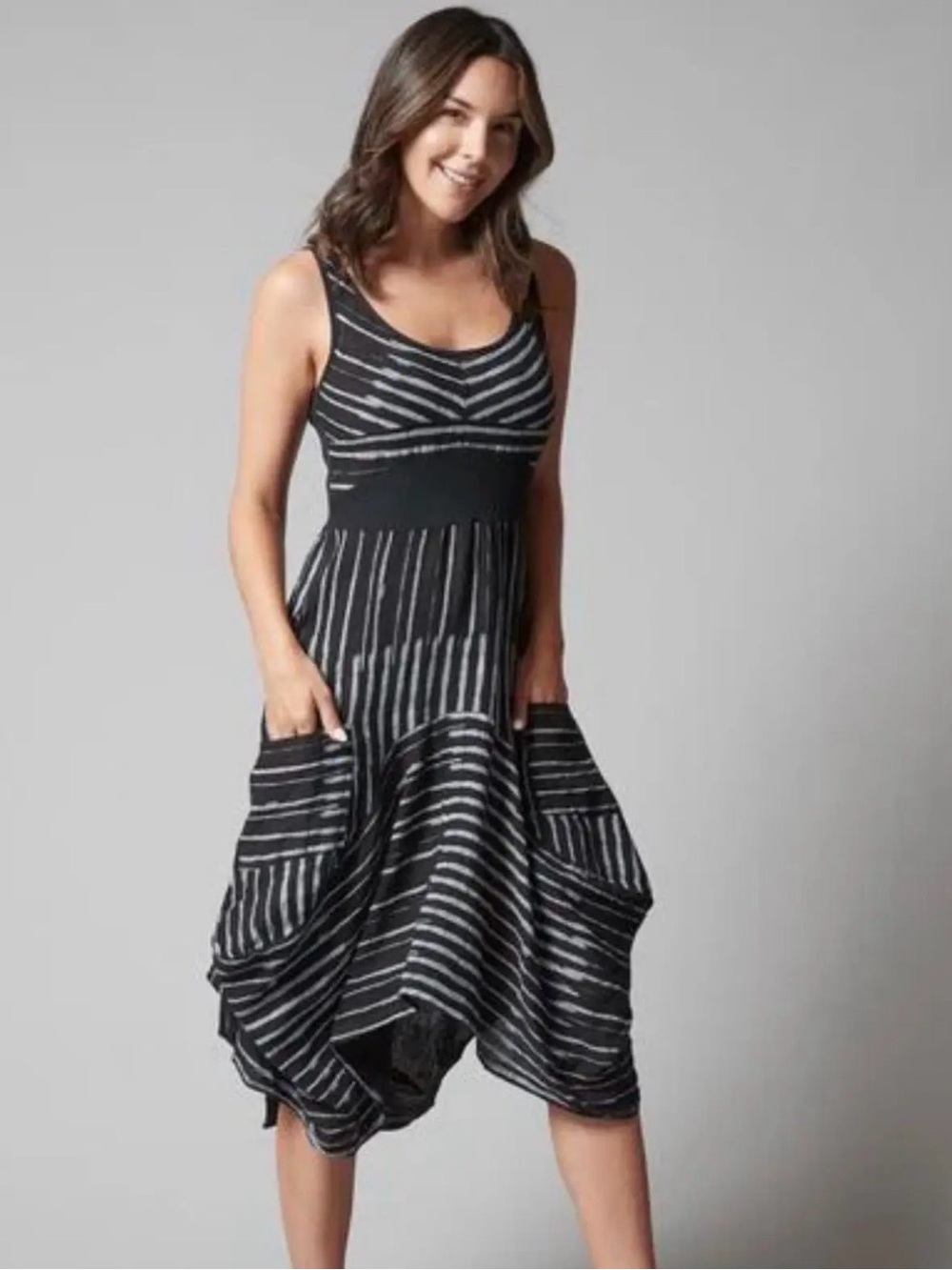 Striped V-Neck Black & White Midi Dress with Waistband - Picture 3 of 8